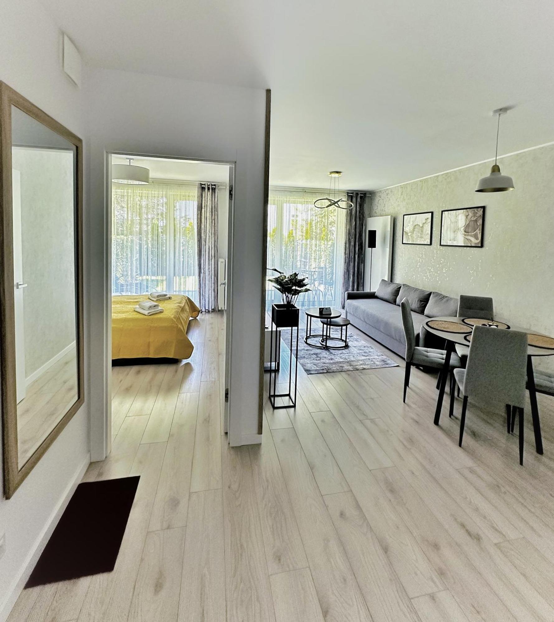 Apartament Whiteblue Z Duzym Ogrodkiem - 100 M Od Plazy! Whiteblue Mit Grossem Garten - 100 M Vom Entfernt! Whiteblue S Velkou Zahradou - 100 M Od Plaze! *